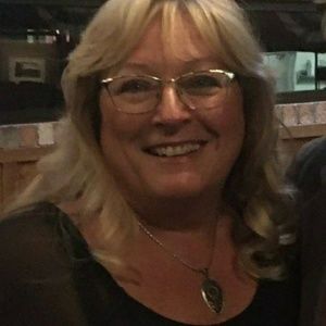 Meet your Posher, Darlene